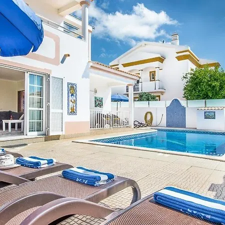 Villa Sleeps 8 With Pool Air Con And Wifi Gale de Cima