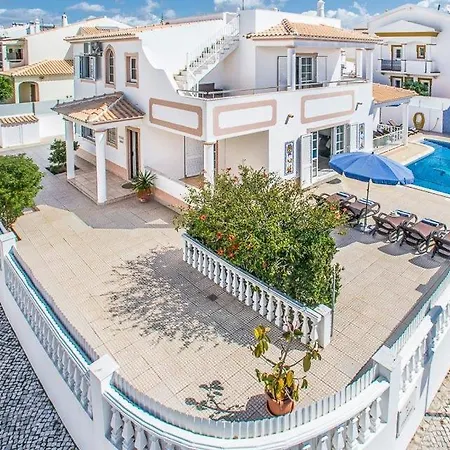 Villa Sleeps 8 With Pool Air Con And Wifi Gale de Cima