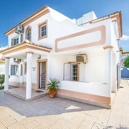 Sleeps 8 With Pool Air Con And Wifi * Gale de Cima