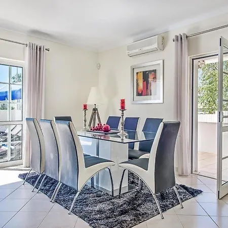 Sleeps 8 With Pool Air Con And Wifi Villa *